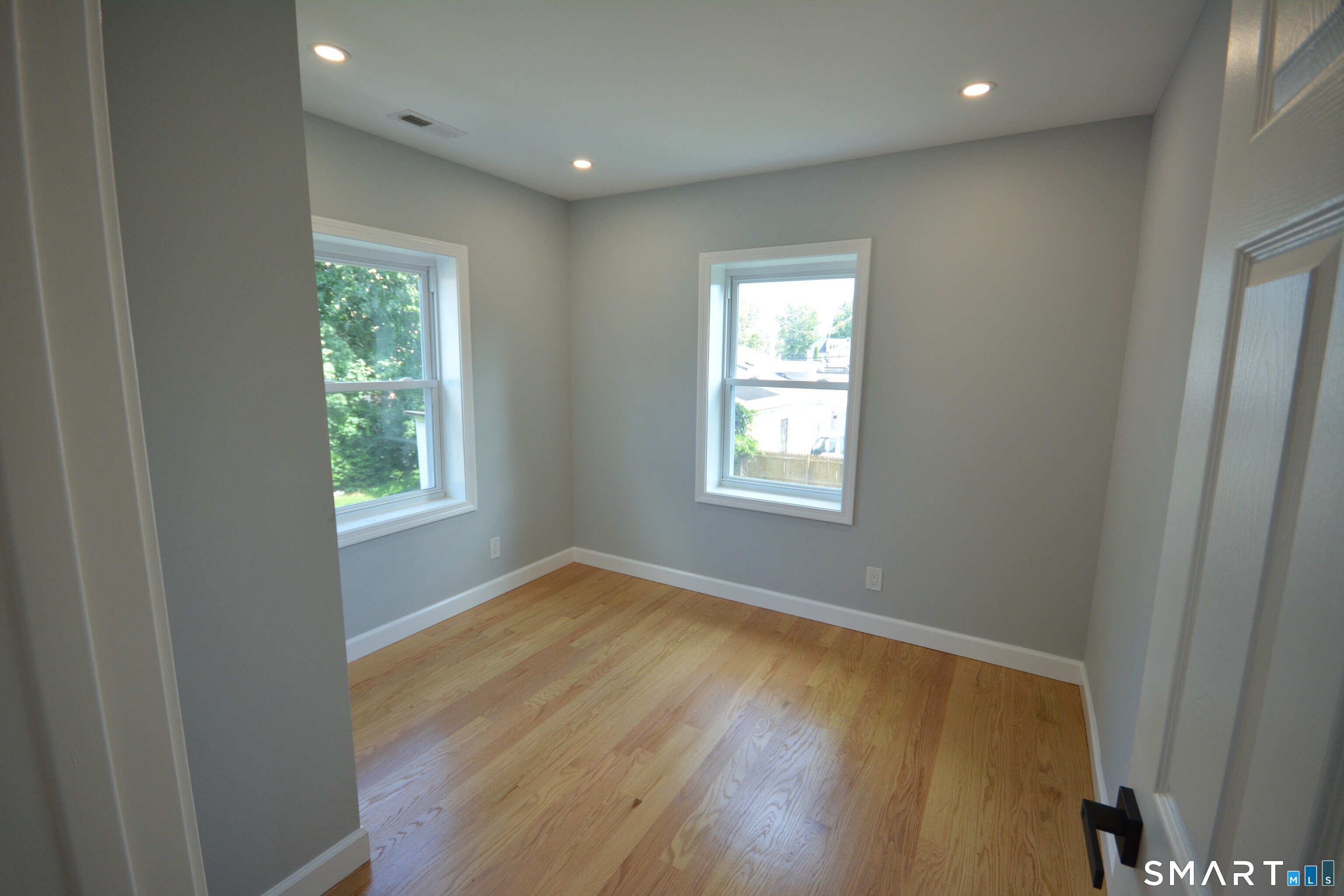 27 Longview Avenue Fairfield CT 06824