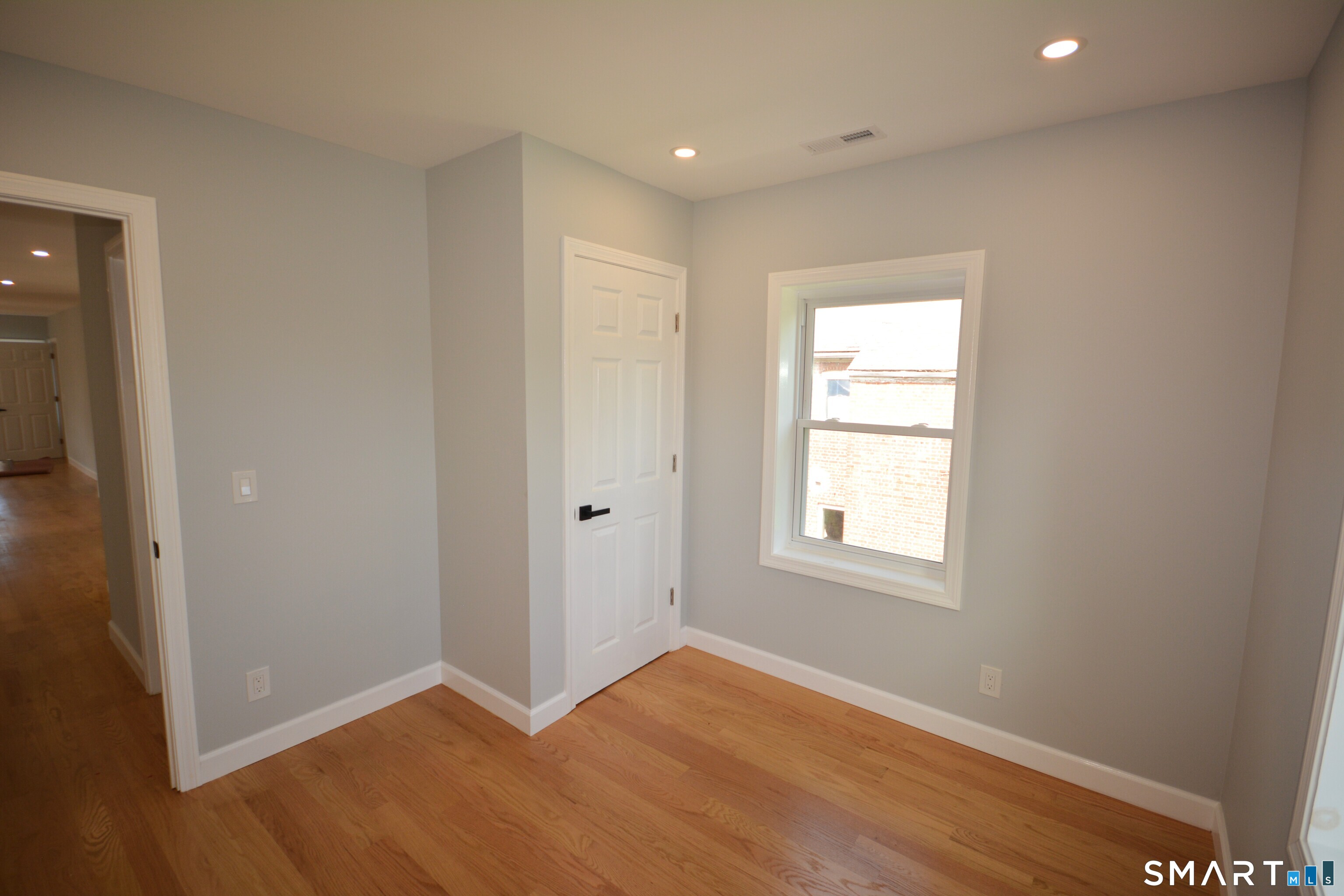 27 Longview Avenue Fairfield CT 06824