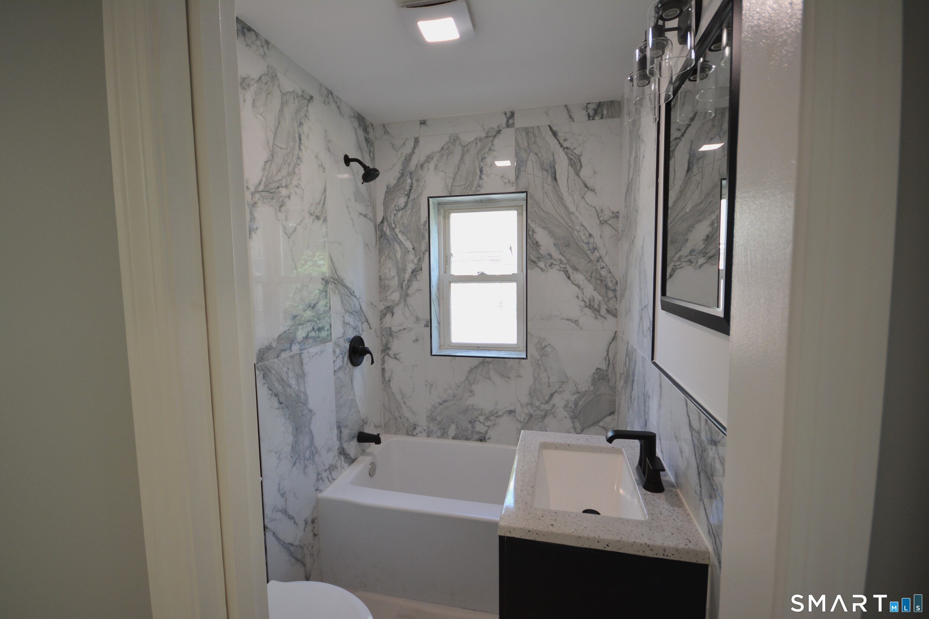 27 Longview Avenue Fairfield CT 06824