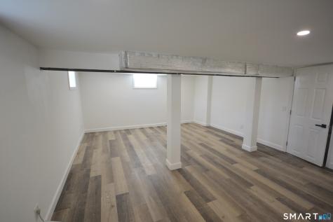 27 Longview Avenue Fairfield CT 06824