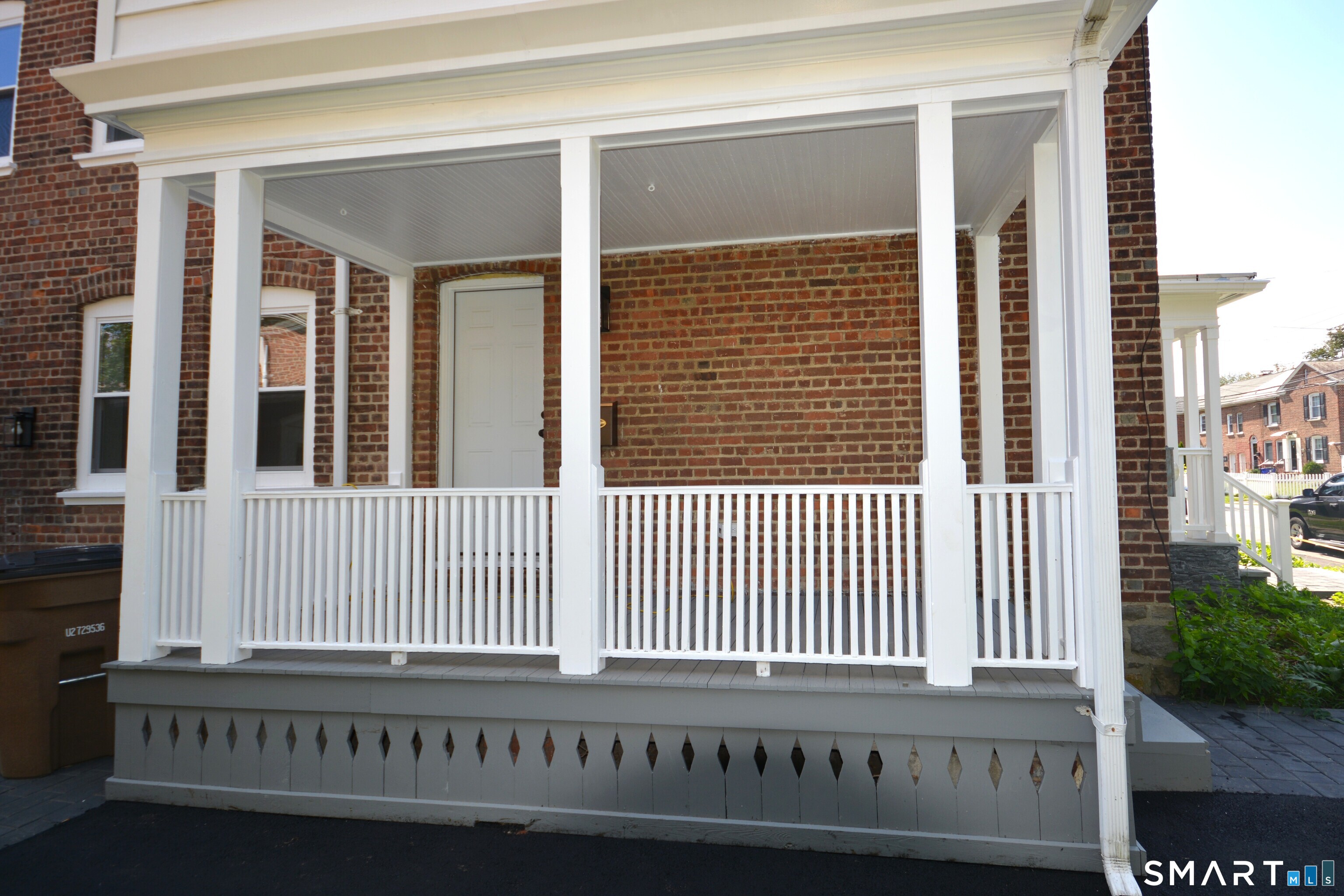 27 Longview Avenue Fairfield CT 06824