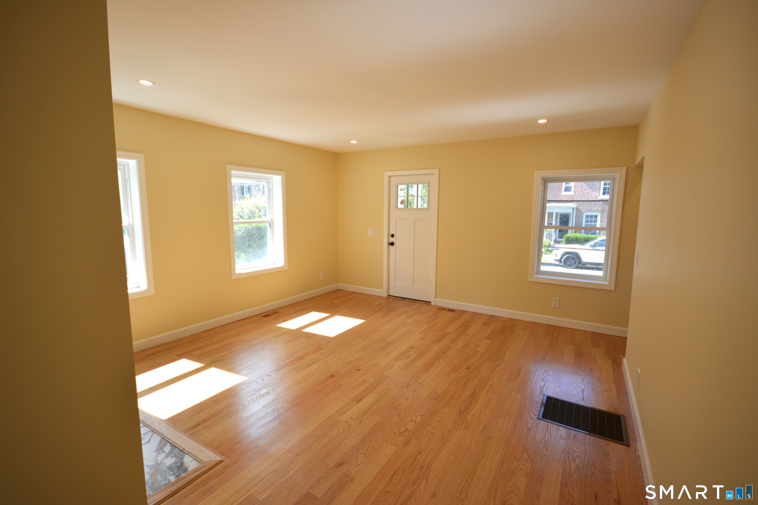27 Longview Avenue Fairfield CT 06824