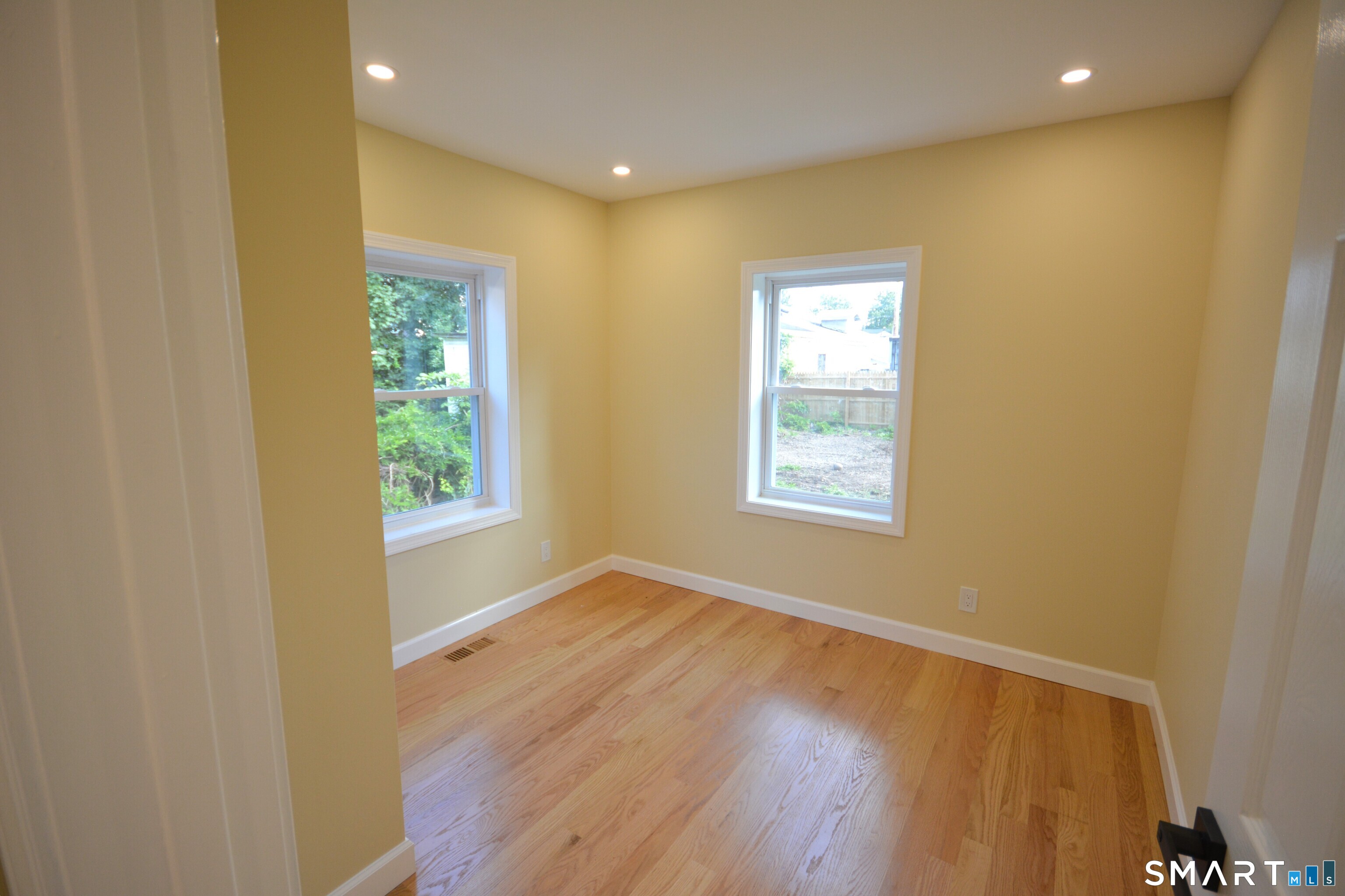 27 Longview Avenue Fairfield CT 06824