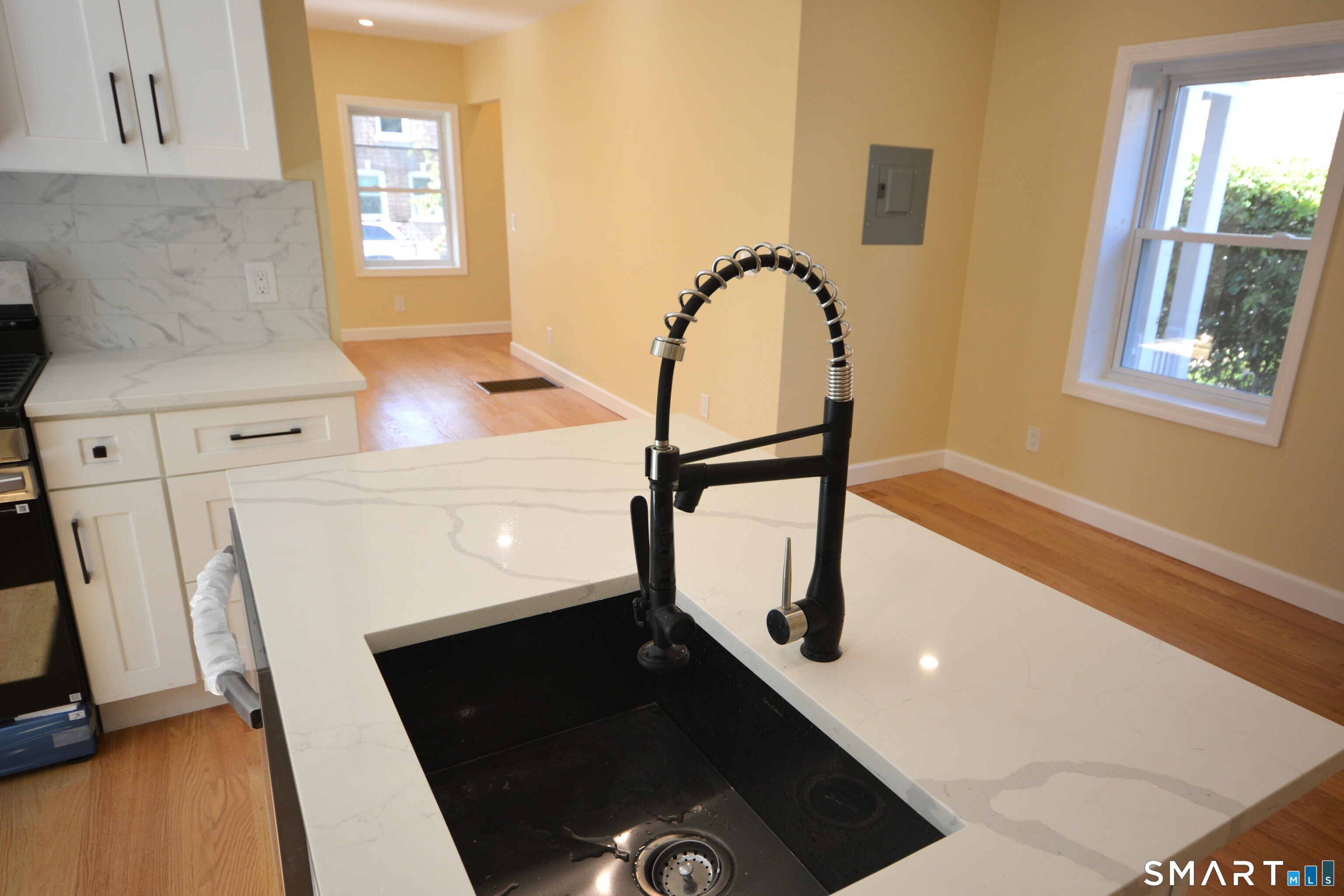 27 Longview Avenue Fairfield CT 06824