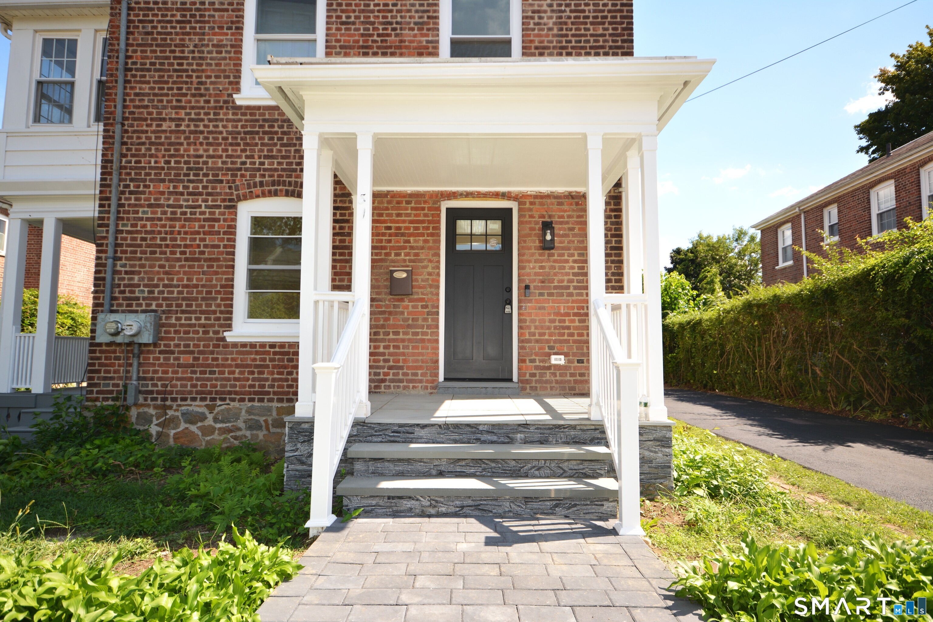 27 Longview Avenue Fairfield CT 06824