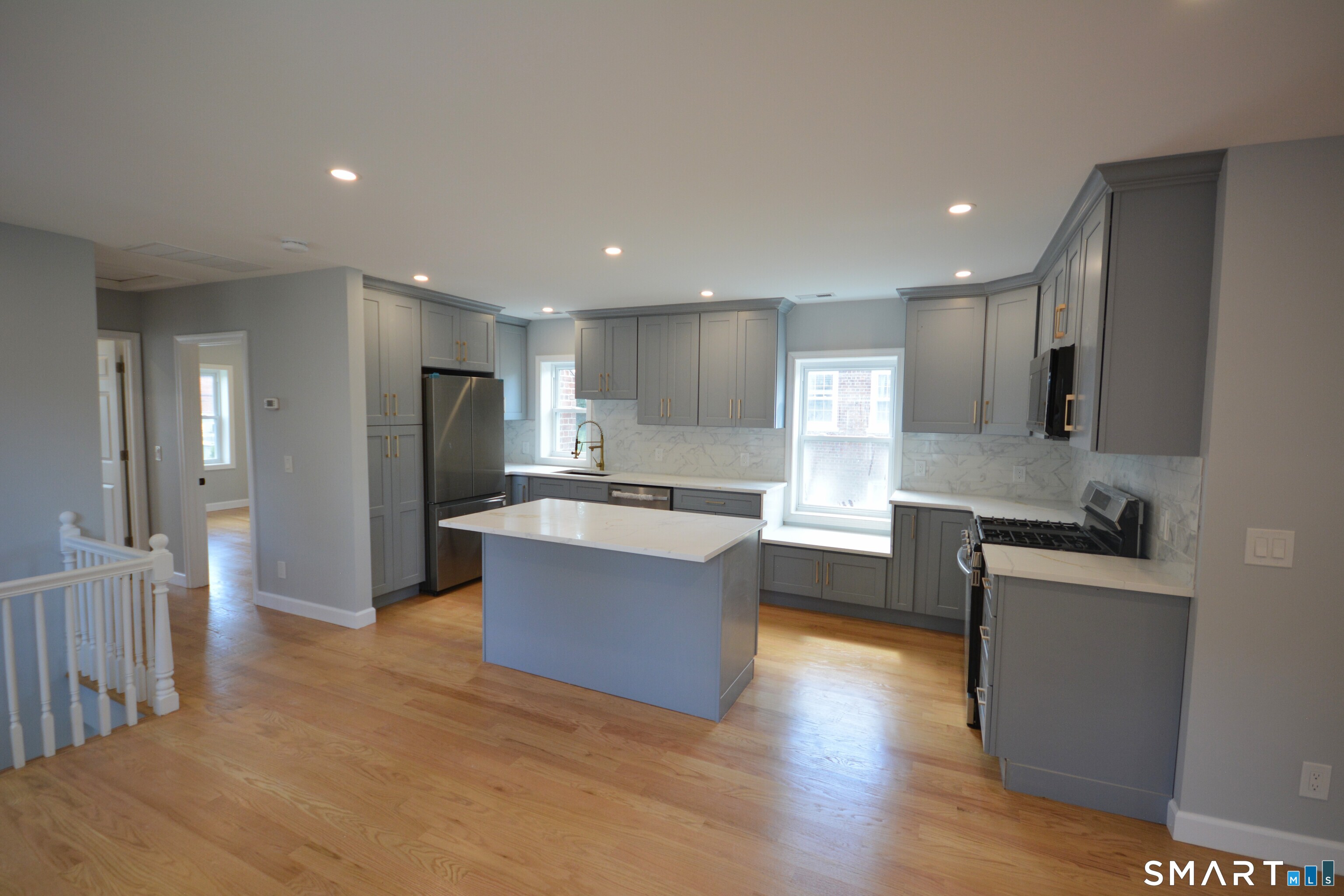 27 Longview Avenue Fairfield CT 06824