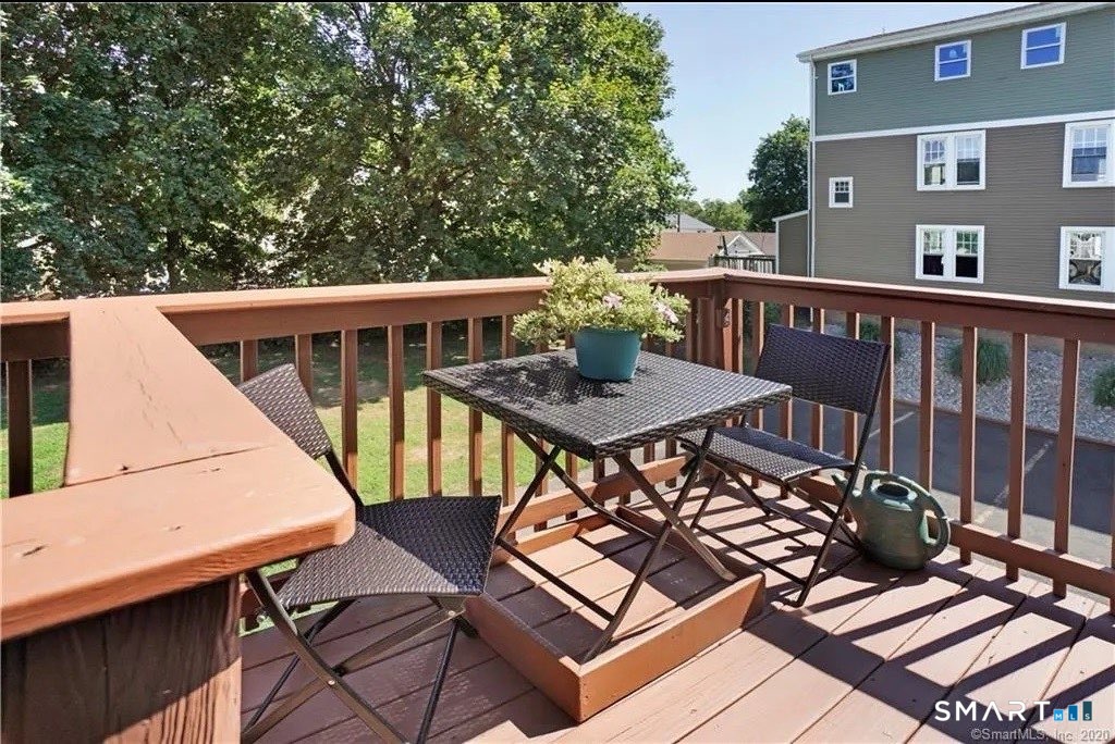 64 Ashland Place New Haven CT 06513