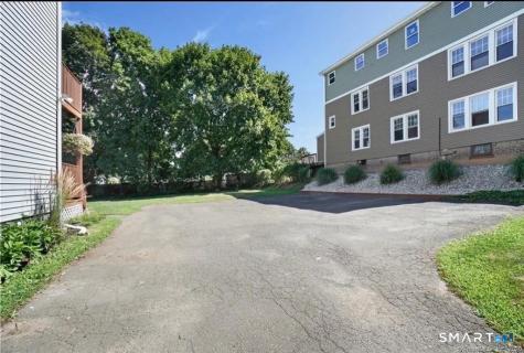 64 Ashland Place New Haven CT 06513