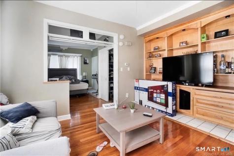 64 Ashland Place New Haven CT 06513