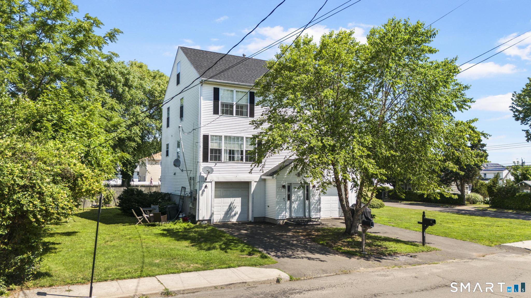 143 Bradford Avenue East Haven CT 06512