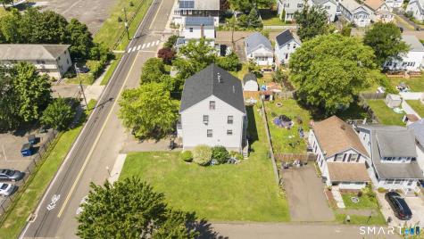 143 Bradford Avenue East Haven CT 06512