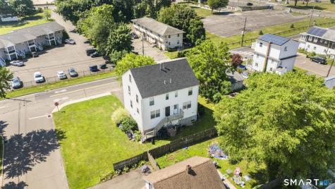 143 Bradford Avenue East Haven CT 06512