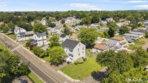 143 Bradford Avenue East Haven CT 06512