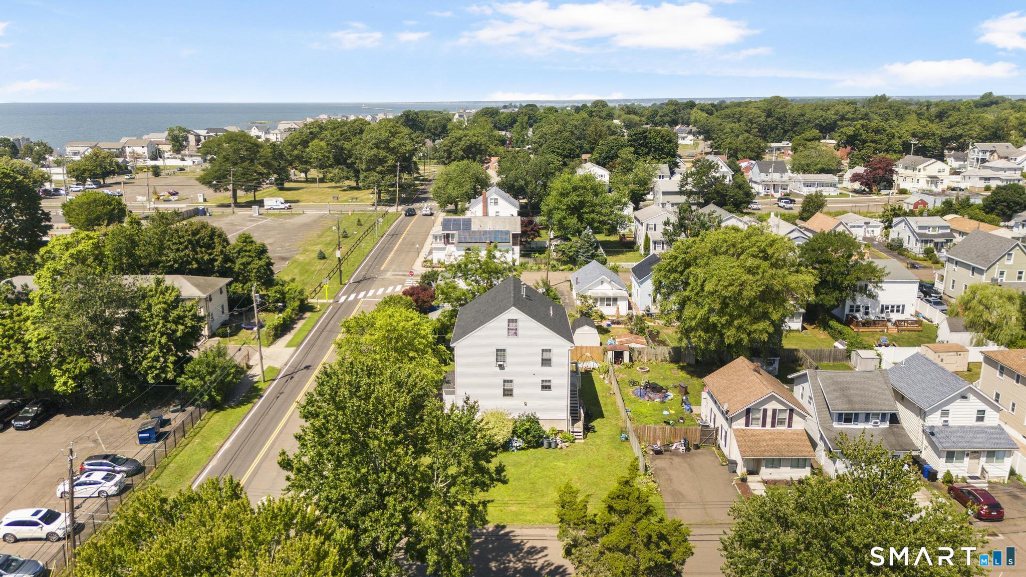 143 Bradford Avenue East Haven CT 06512