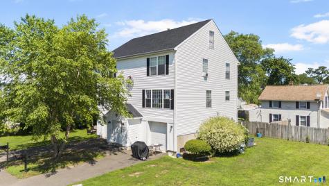 143 Bradford Avenue East Haven CT 06512