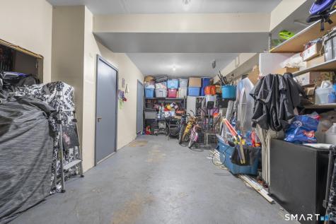 143 Bradford Avenue East Haven CT 06512