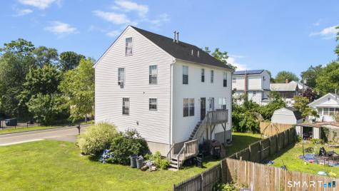 143 Bradford Avenue East Haven CT 06512