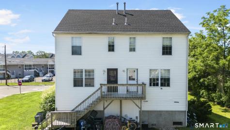 143 Bradford Avenue East Haven CT 06512