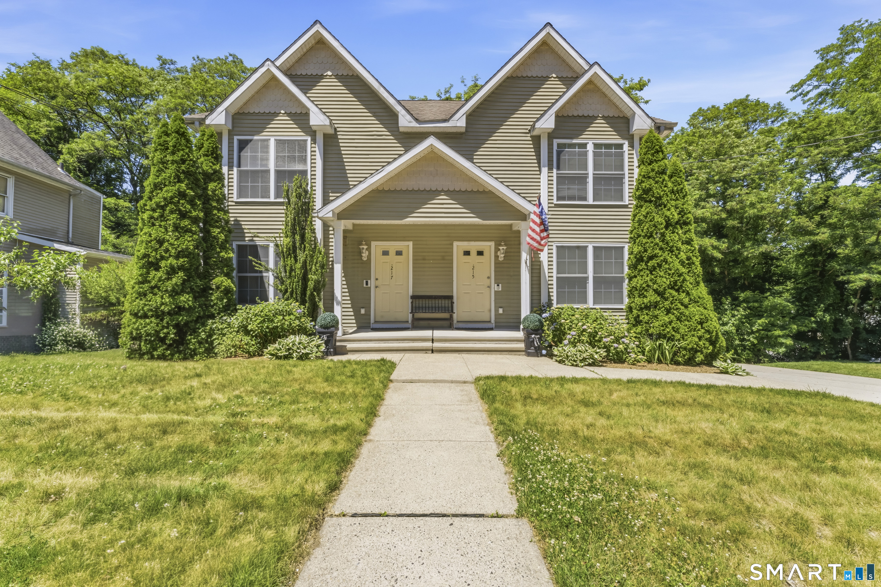 215-217 Long Hill Avenue Shelton CT 06484