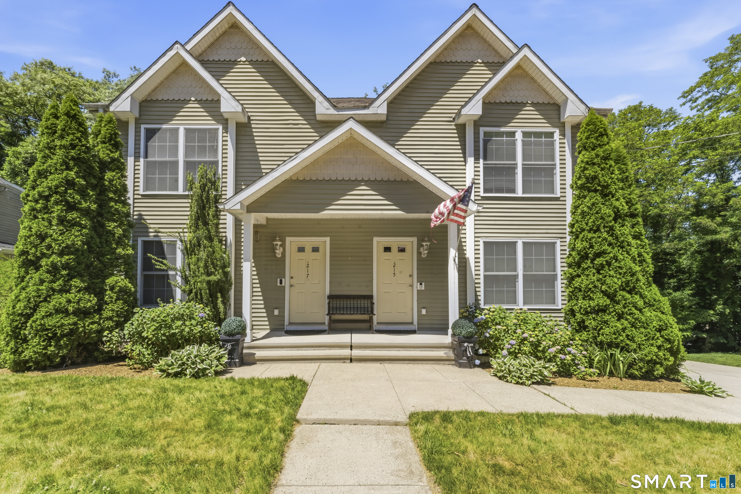 215-217 Long Hill Avenue Shelton CT 06484