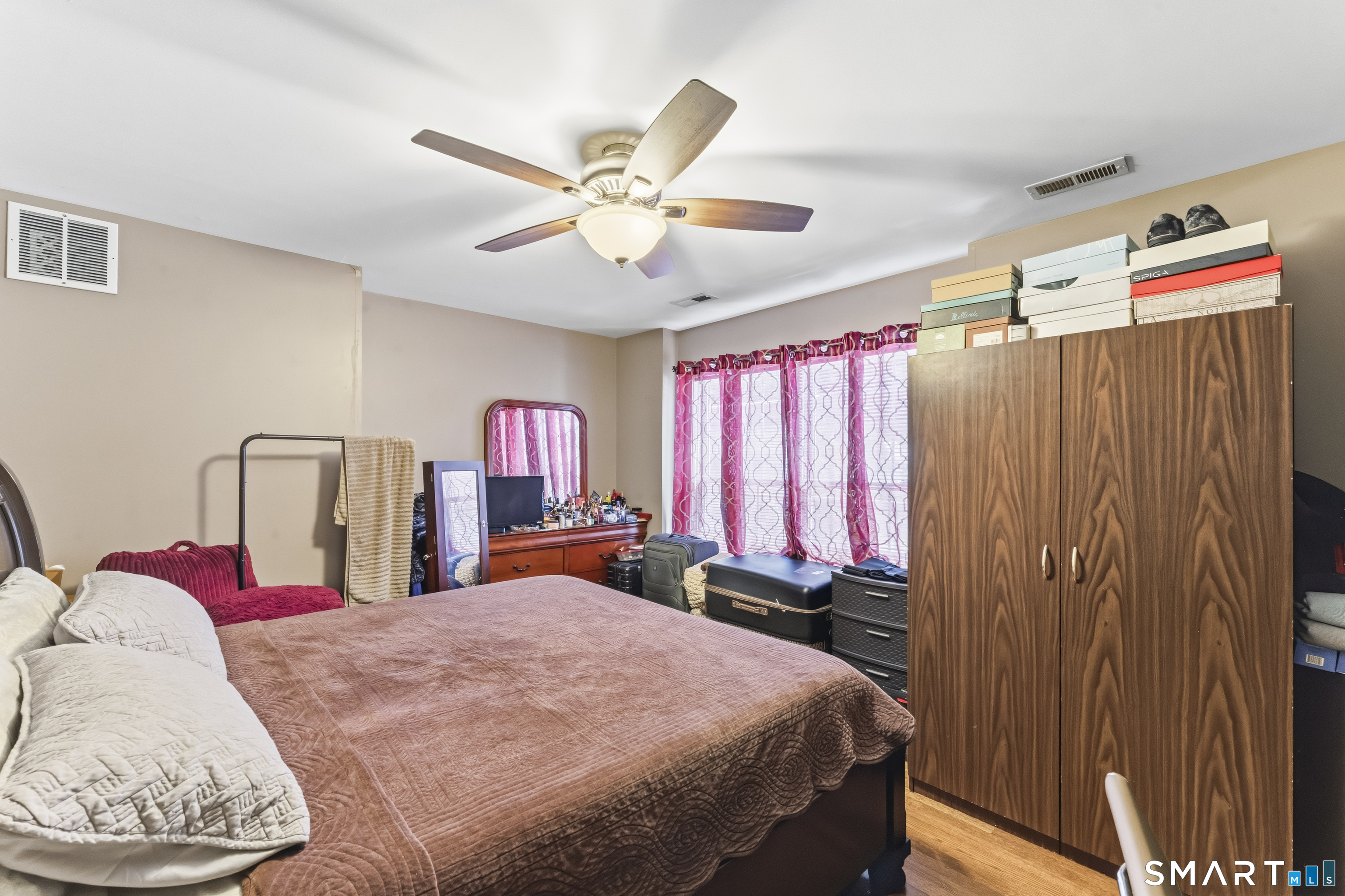 215-217 Long Hill Avenue Shelton CT 06484