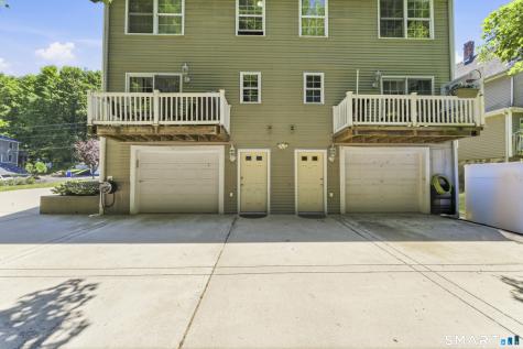 215-217 Long Hill Avenue Shelton CT 06484
