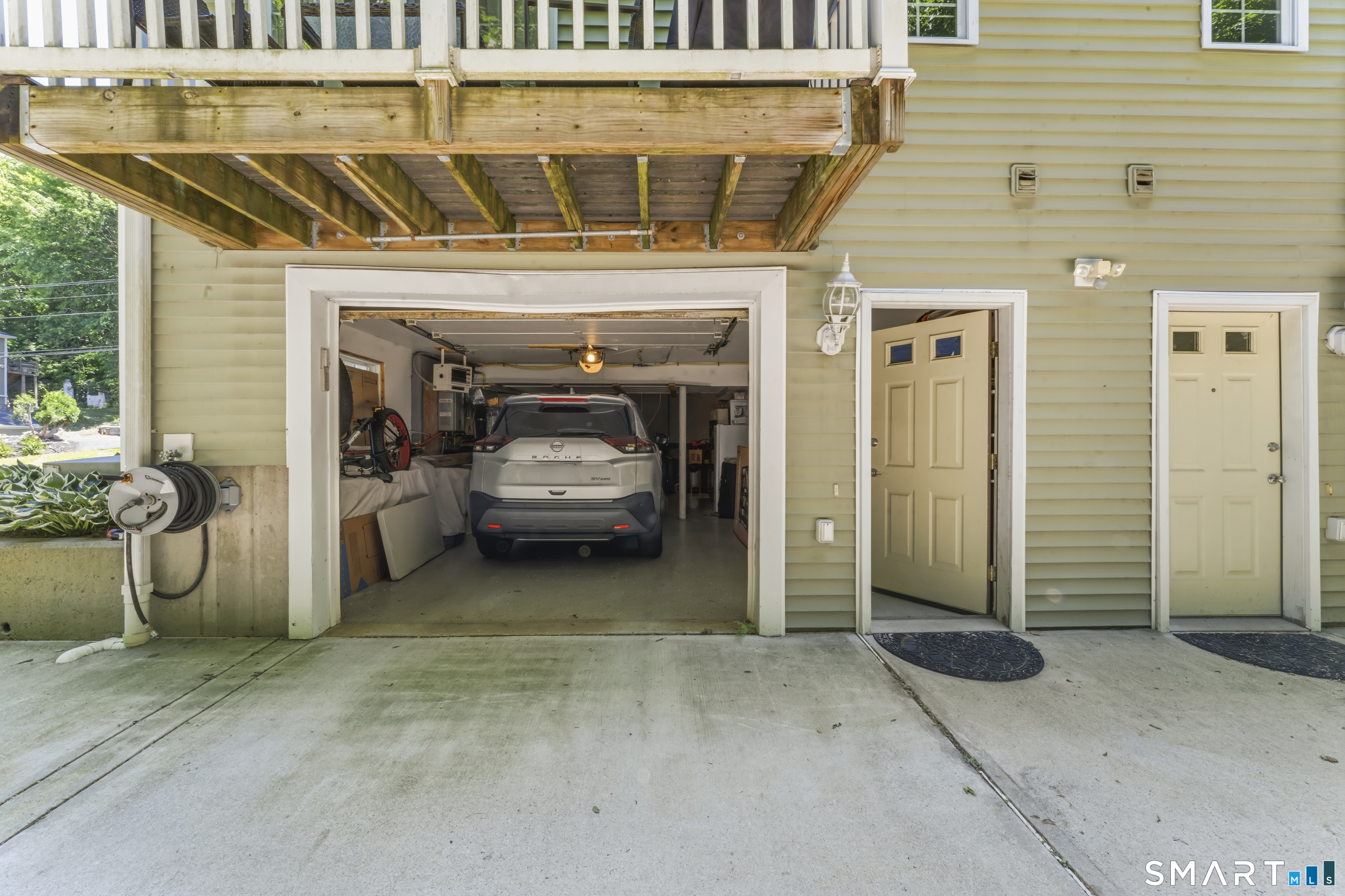 215-217 Long Hill Avenue Shelton CT 06484