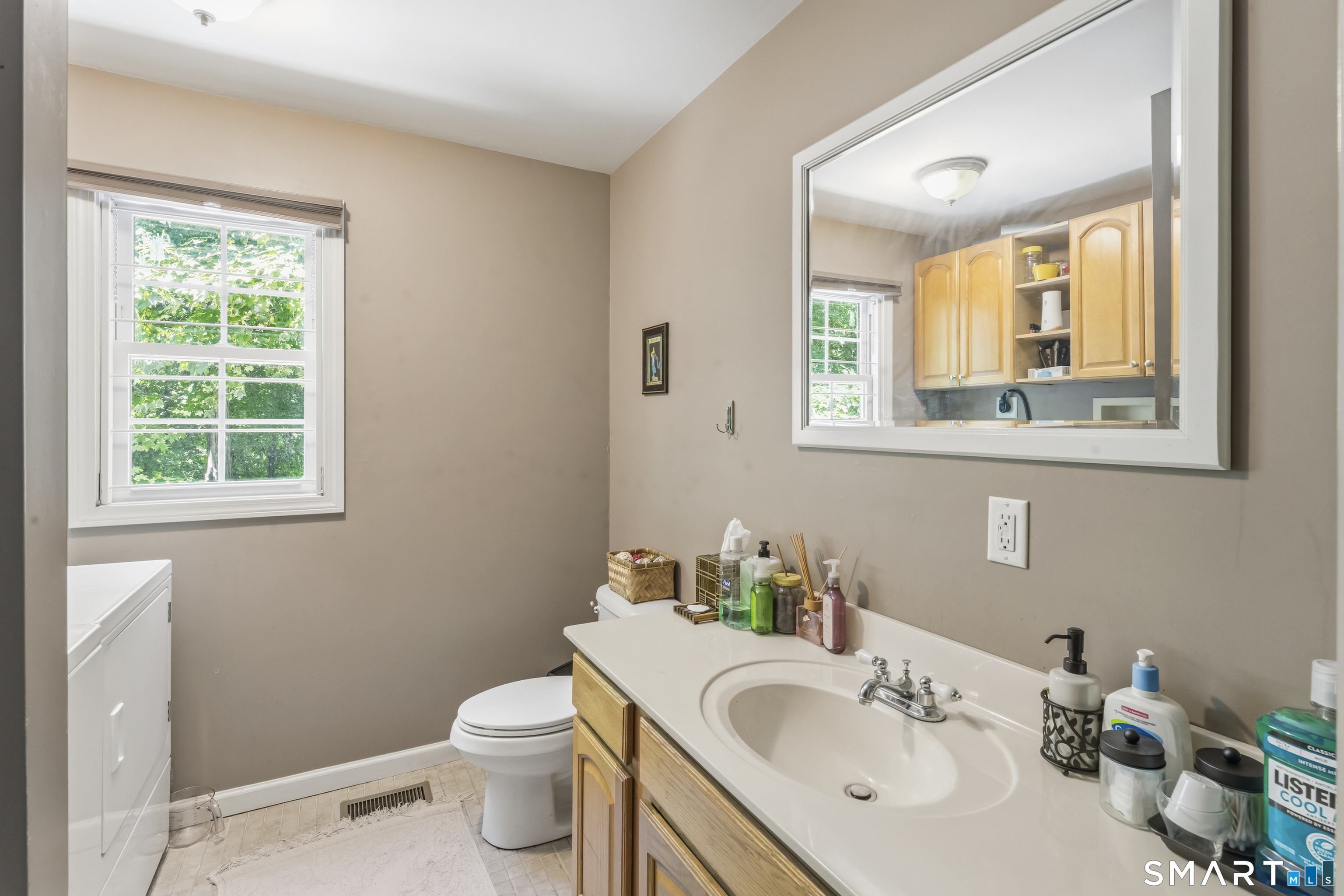 215-217 Long Hill Avenue Shelton CT 06484