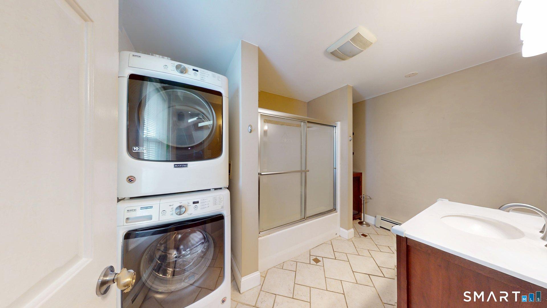 31 Suffield Street Windsor Locks CT 06096