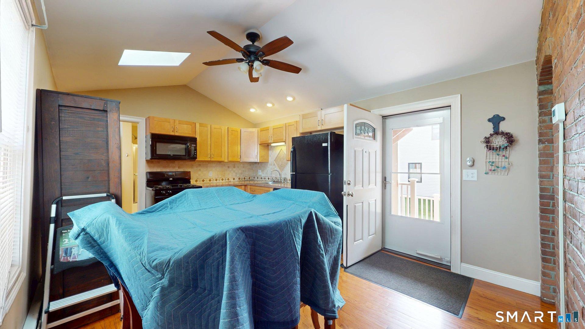 31 Suffield Street Windsor Locks CT 06096