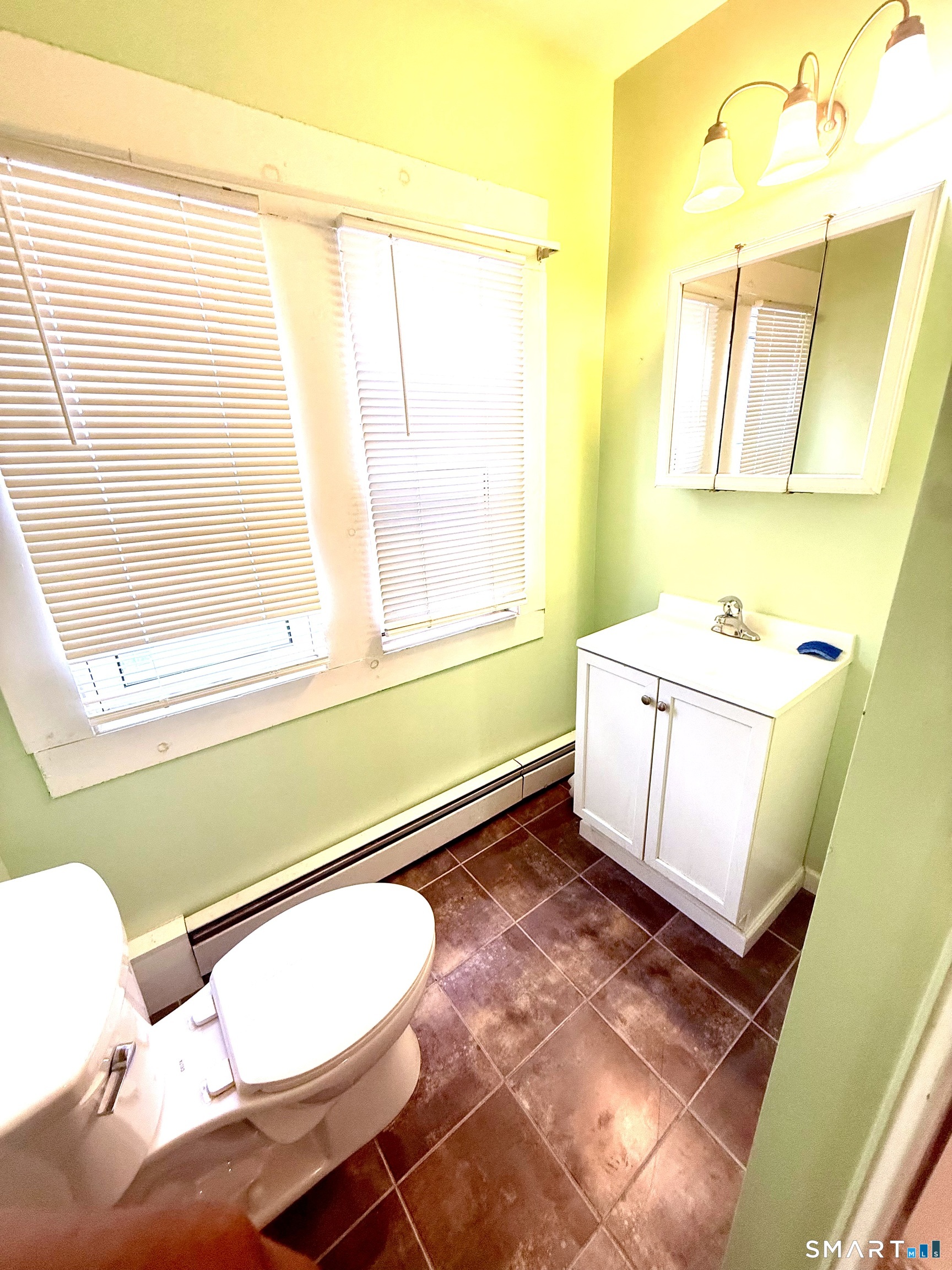 22 Eastwood Avenue Waterbury CT 06705