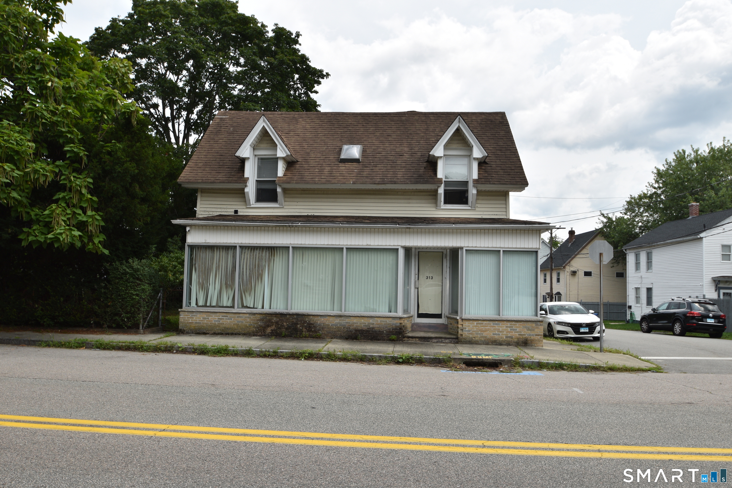 313 Central Avenue Norwich CT 06360