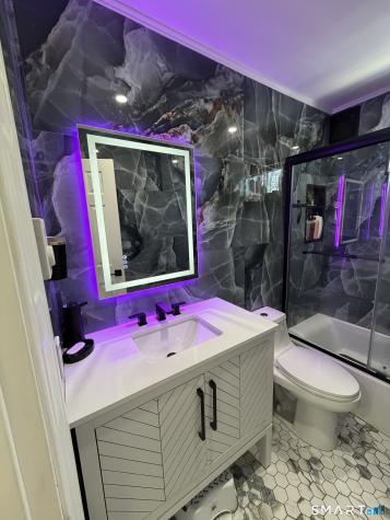 22 Irving Place Danbury CT 06810