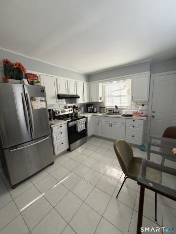 22 Irving Place Danbury CT 06810