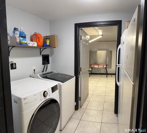 22 Irving Place Danbury CT 06810