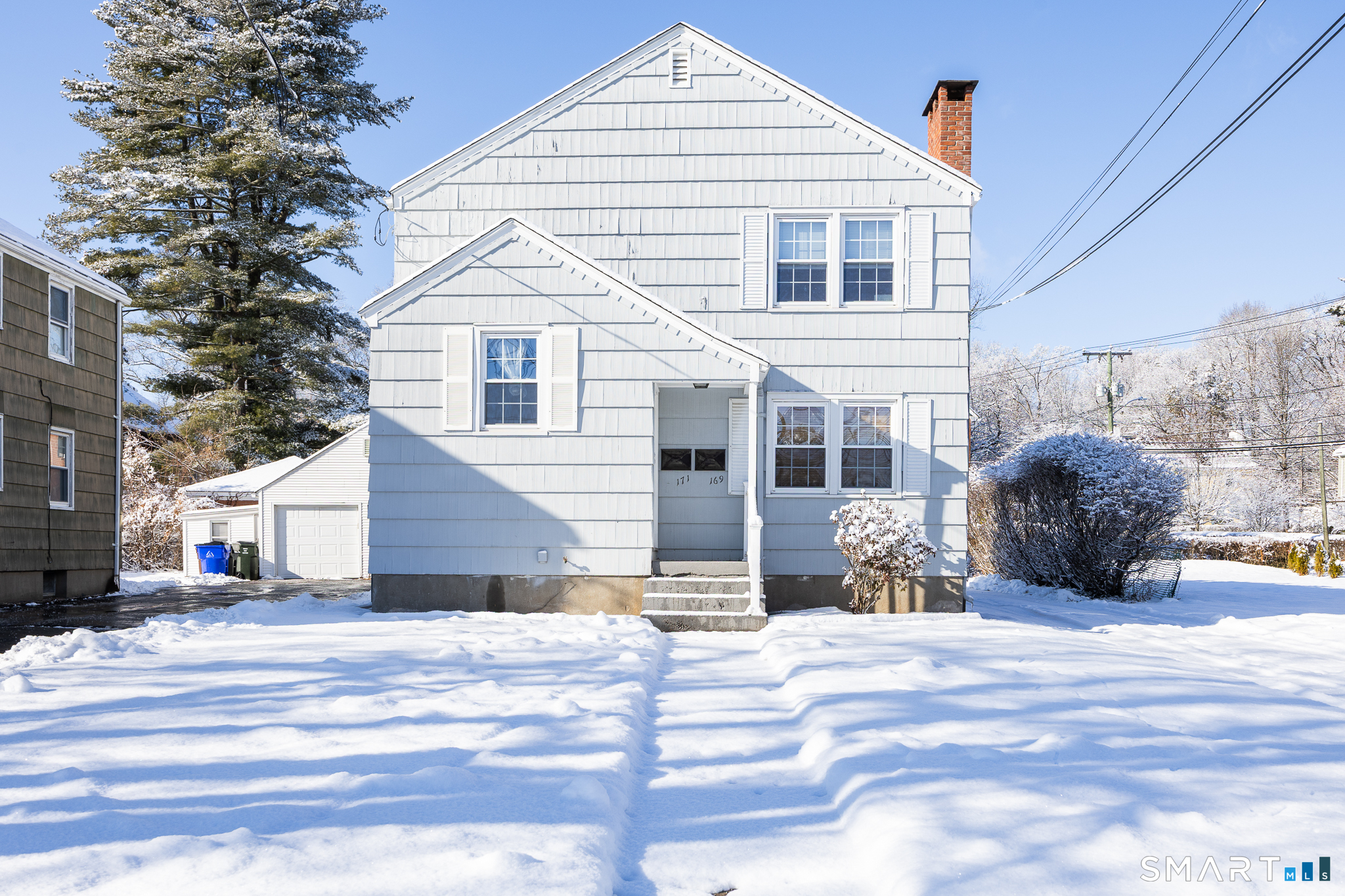 169 Arnoldale Road West Hartford CT 06119