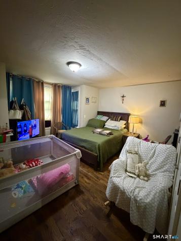 4 Armstrong Place Bridgeport CT 06608