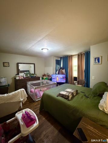 4 Armstrong Place Bridgeport CT 06608