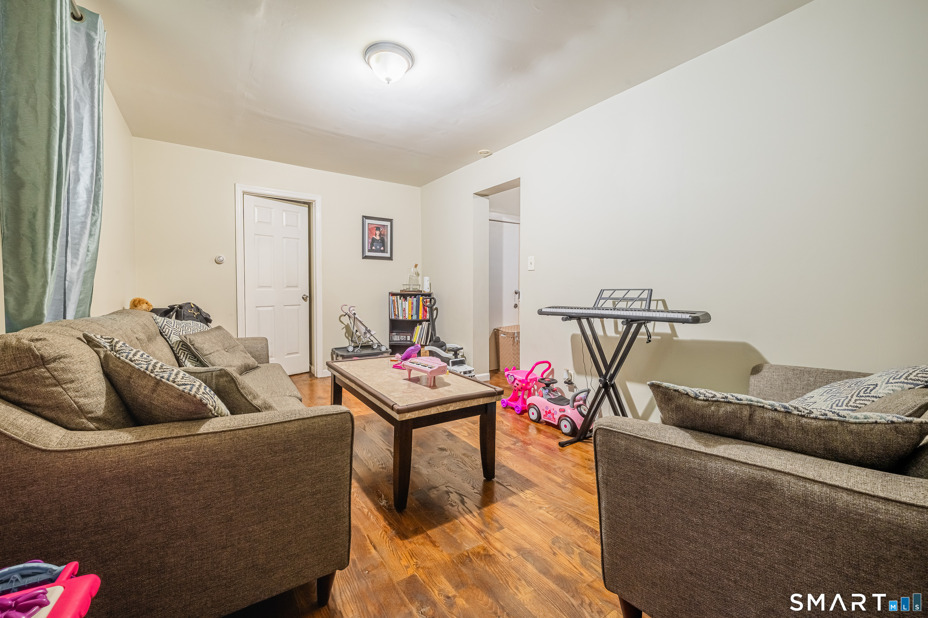 4 Armstrong Place Bridgeport CT 06608