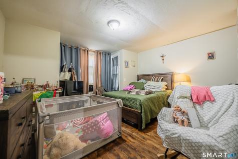 4 Armstrong Place Bridgeport CT 06608