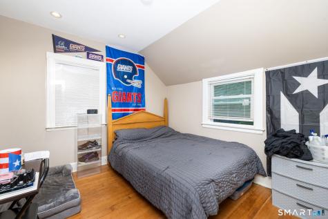 11 Colver Street New London CT 06320
