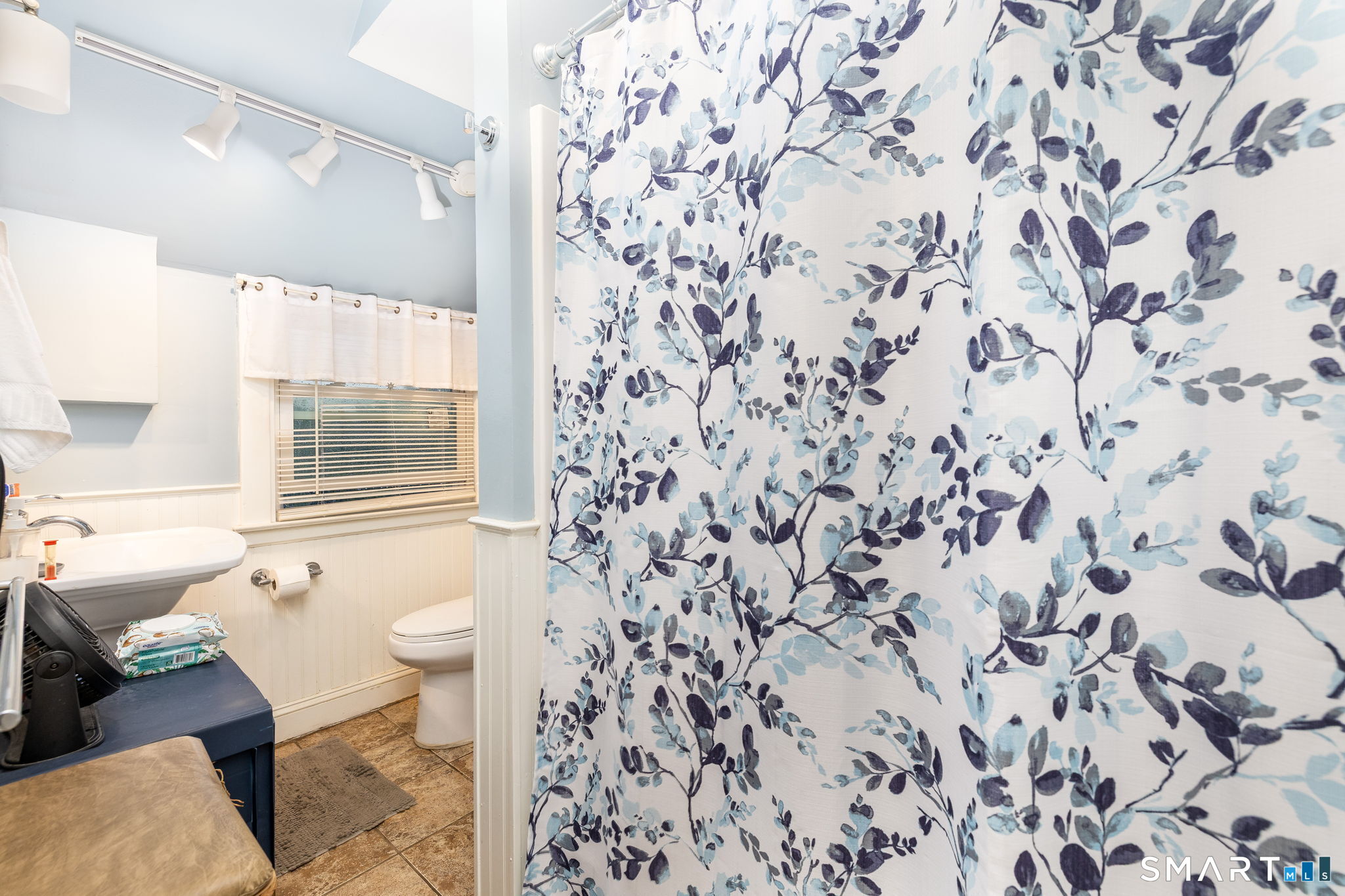 11 Colver Street New London CT 06320