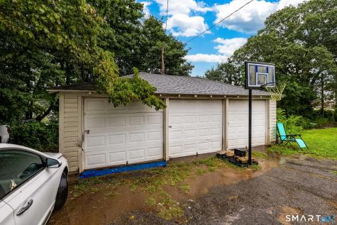 11 Colver Street New London CT 06320
