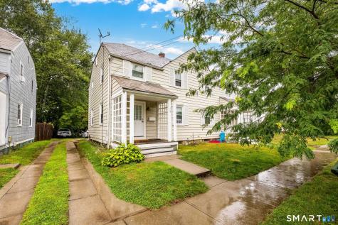 11 Colver Street New London CT 06320