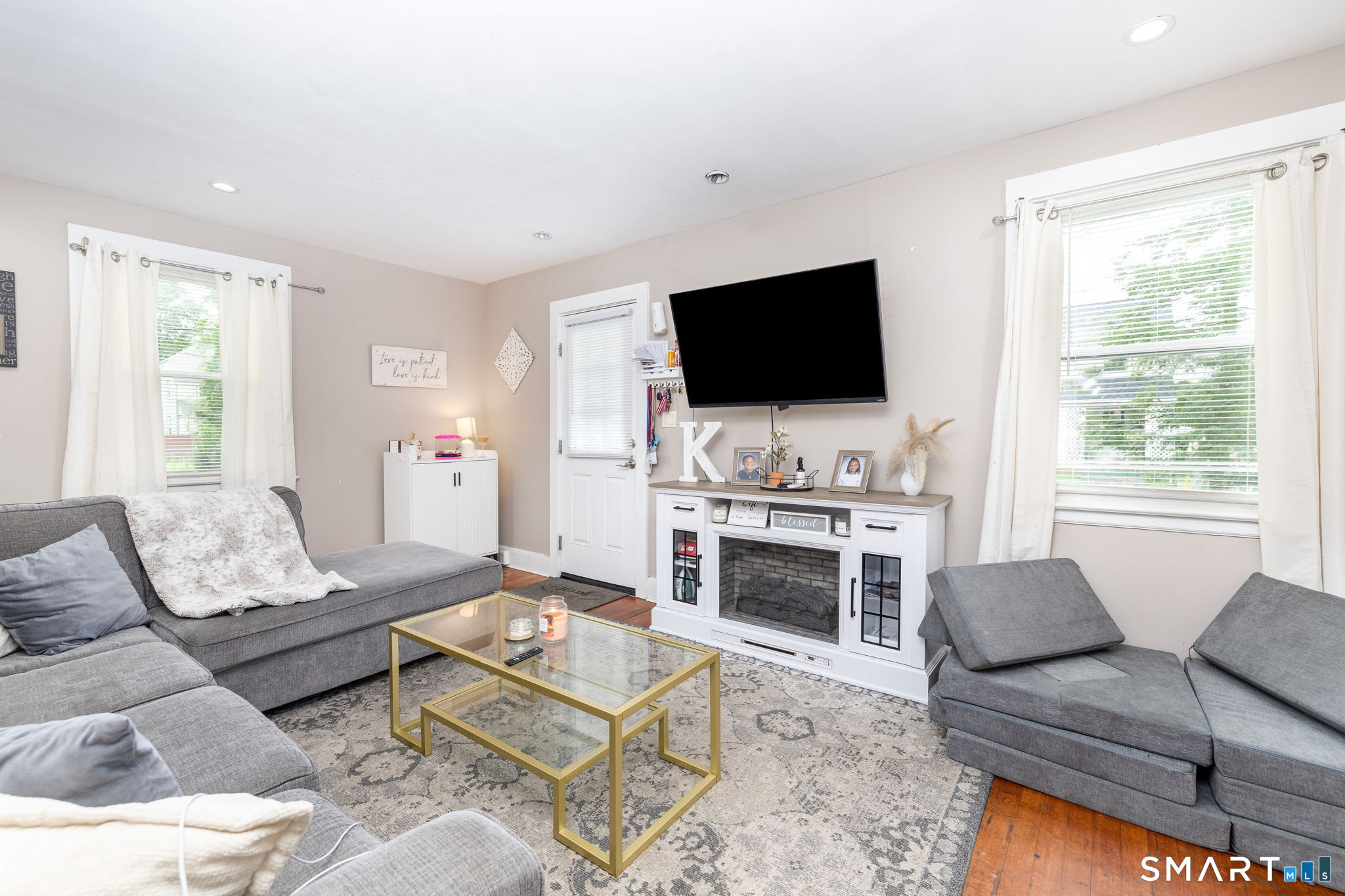 11 Colver Street New London CT 06320