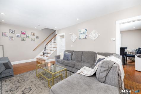 11 Colver Street New London CT 06320