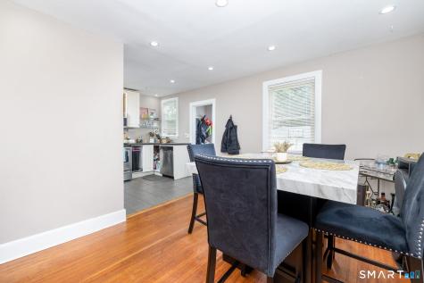 11 Colver Street New London CT 06320