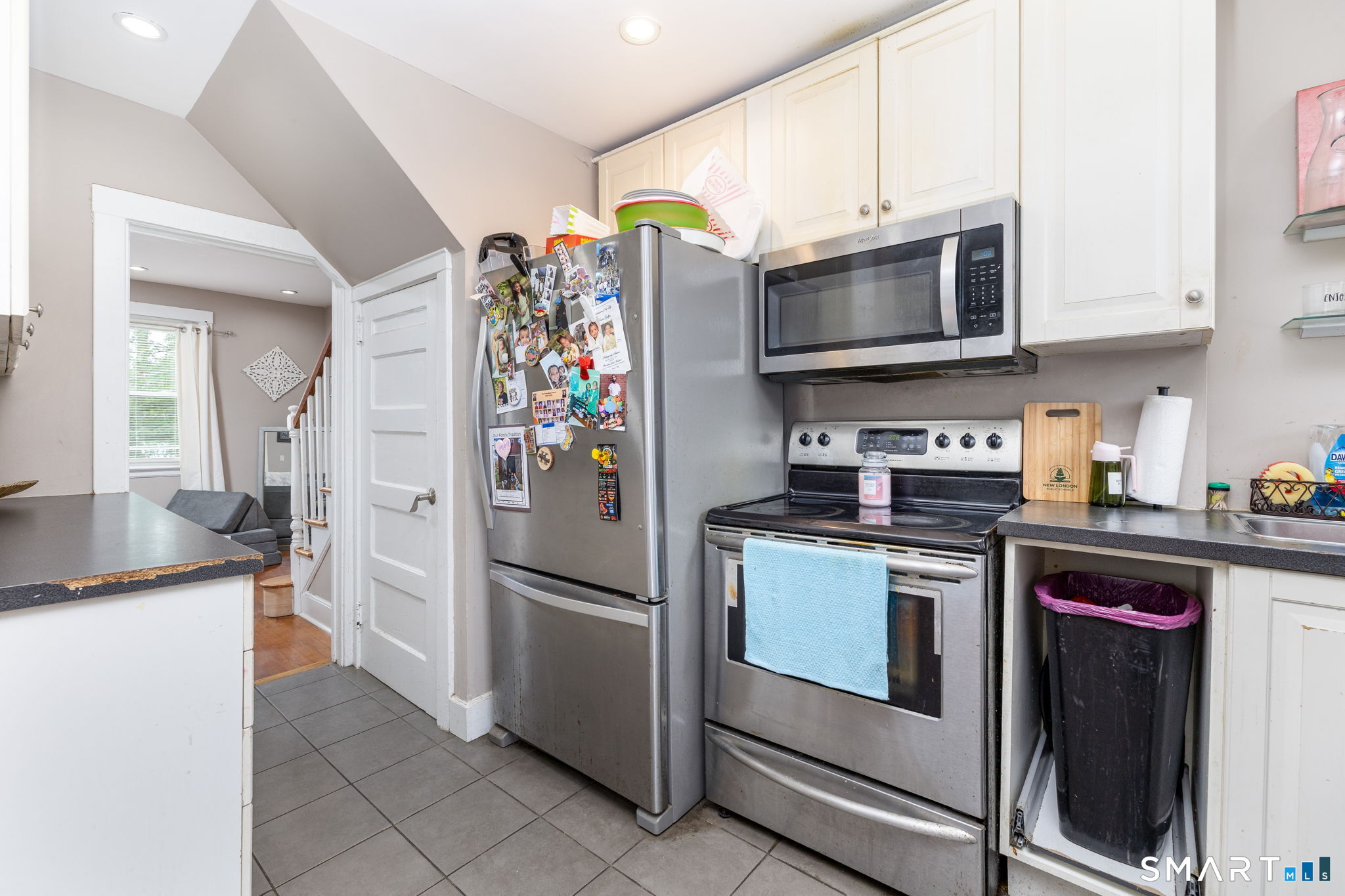11 Colver Street New London CT 06320