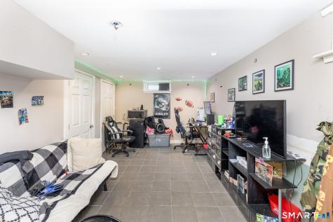 11 Colver Street New London CT 06320