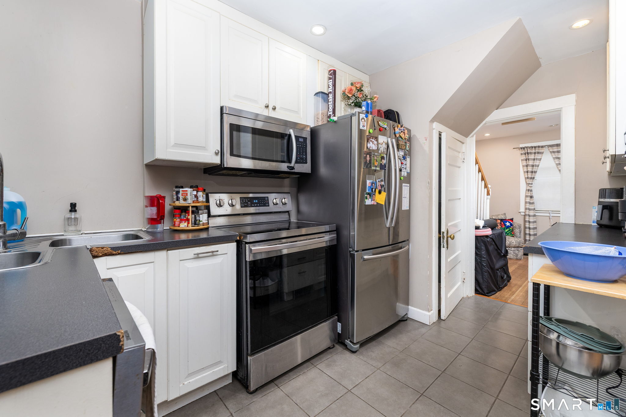 11 Colver Street New London CT 06320